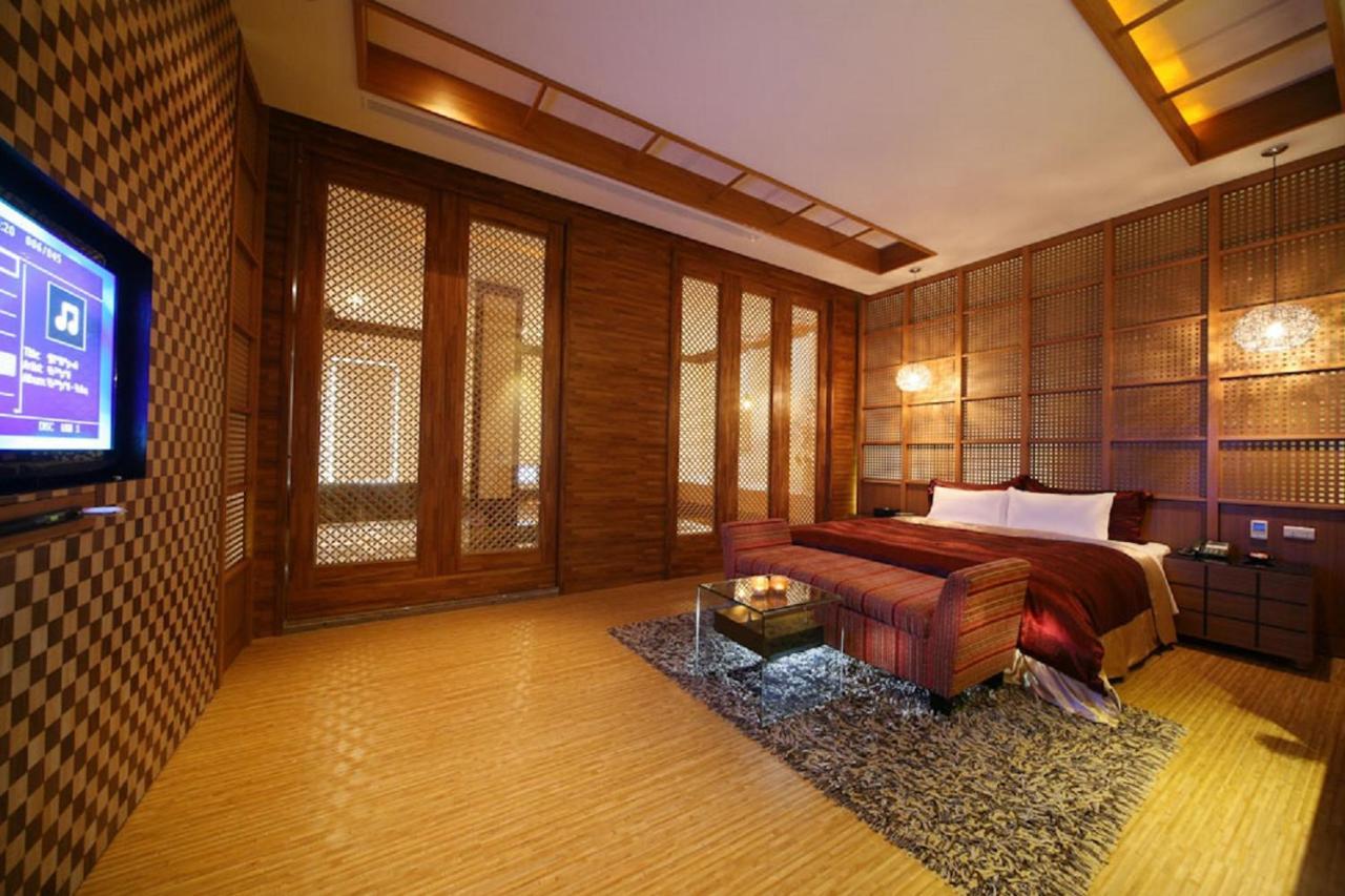 Hua Mu Lan Hotel Shalu Luaran gambar